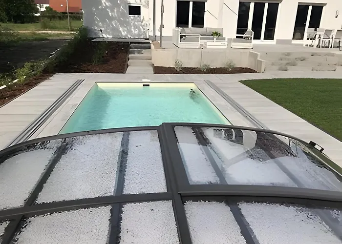 Strandvilla Leni וילה